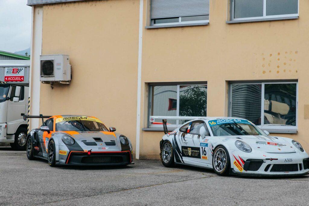 Atelier de préparation de Porsches de course pour circuits et rallyes